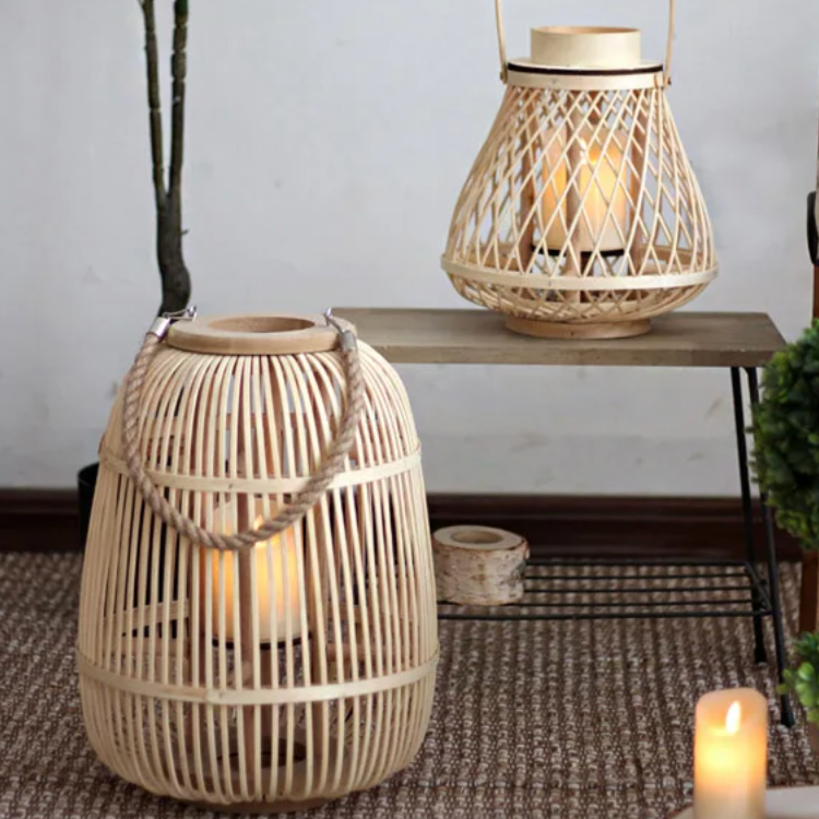 Frendorf | SunWeave Rattan Laterne | Natürliche Deko | Stimmungslicht für Innen & Außen