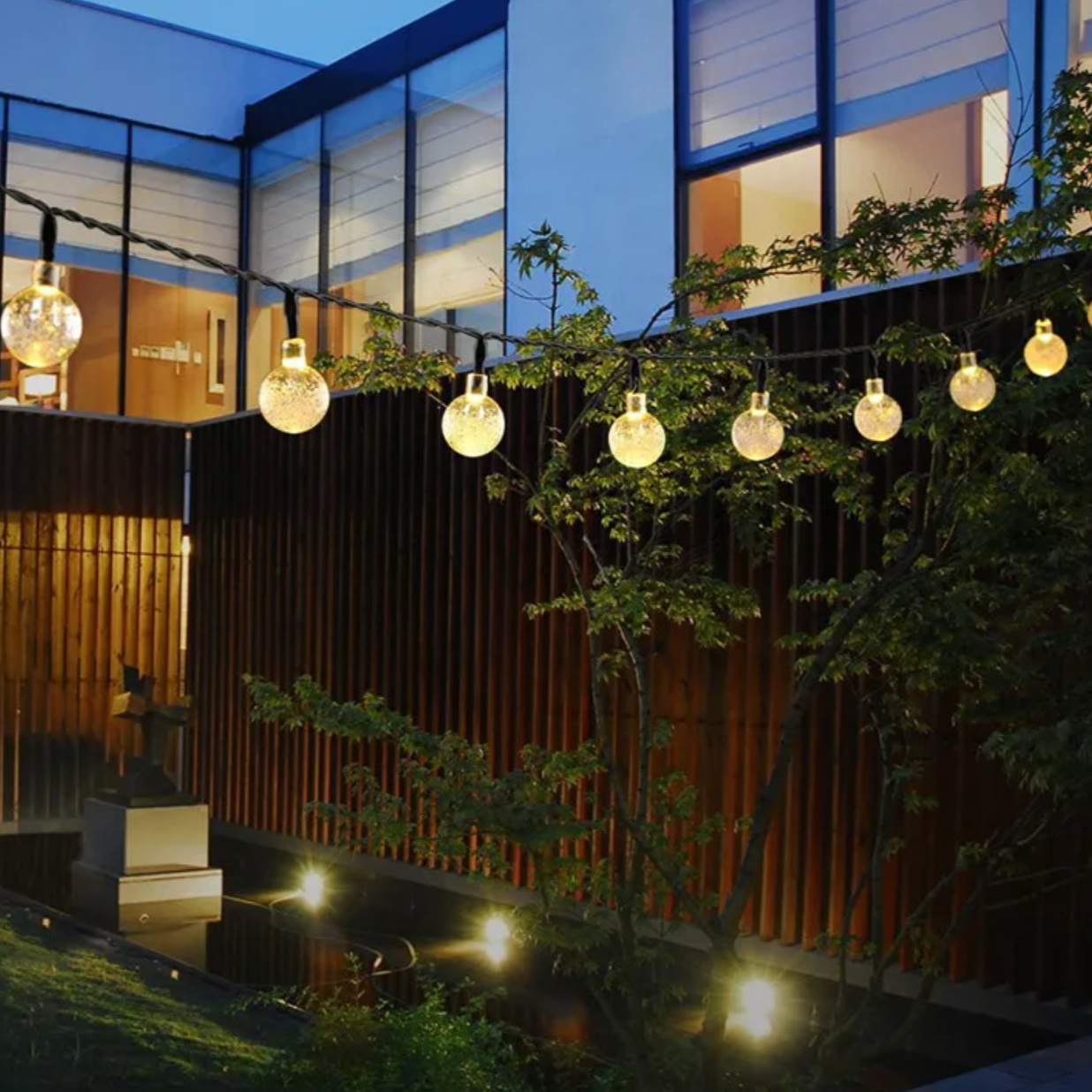 Frendorf | TwinkleGlow™ Solar LED Lichterkette | Außenbeleuchtung für Garten & Terrasse | Wasserdichte Funkellichter für jede Saison