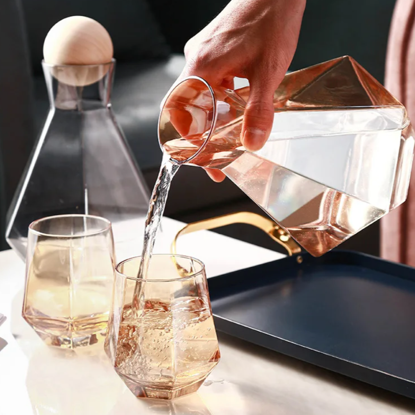 Frendorf | CrystalServe Diamond Design Trinkglas-Set (5-teilig) | Luxuriöses Glasdesign für stilvolle Getränke
