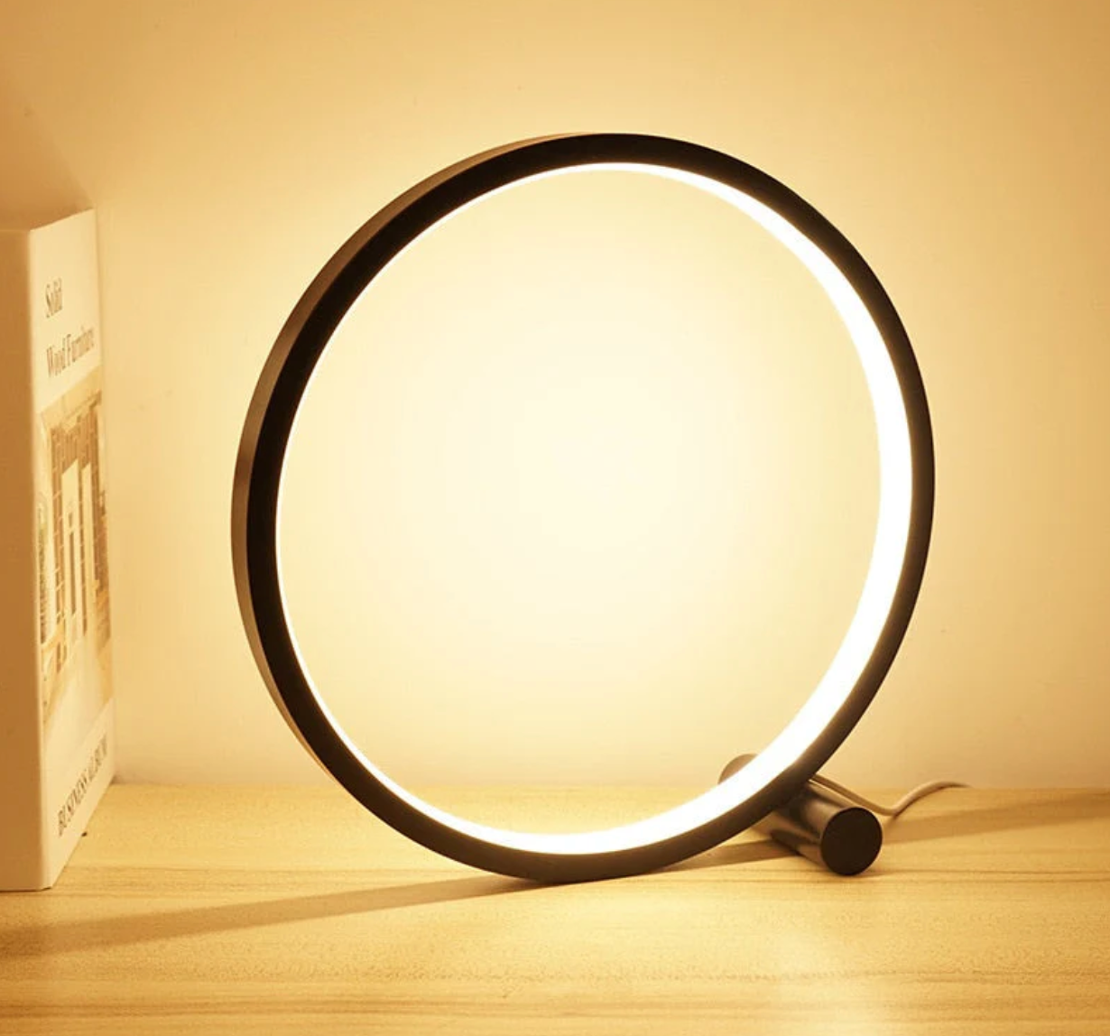 Frendorf - Minimalistische Tischlampe mit Touch- und Dimmfunktion