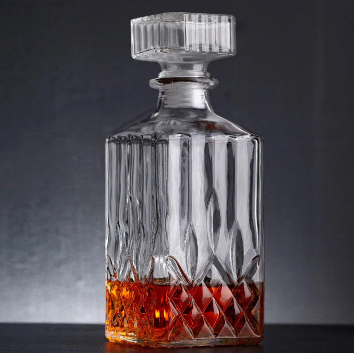 Frendorf | VeraLux Glas-Dekanter Set | Elegante Whisky-Karaffe | Luxuriöse Geschenkidee | Für Spirituosen & Wein
