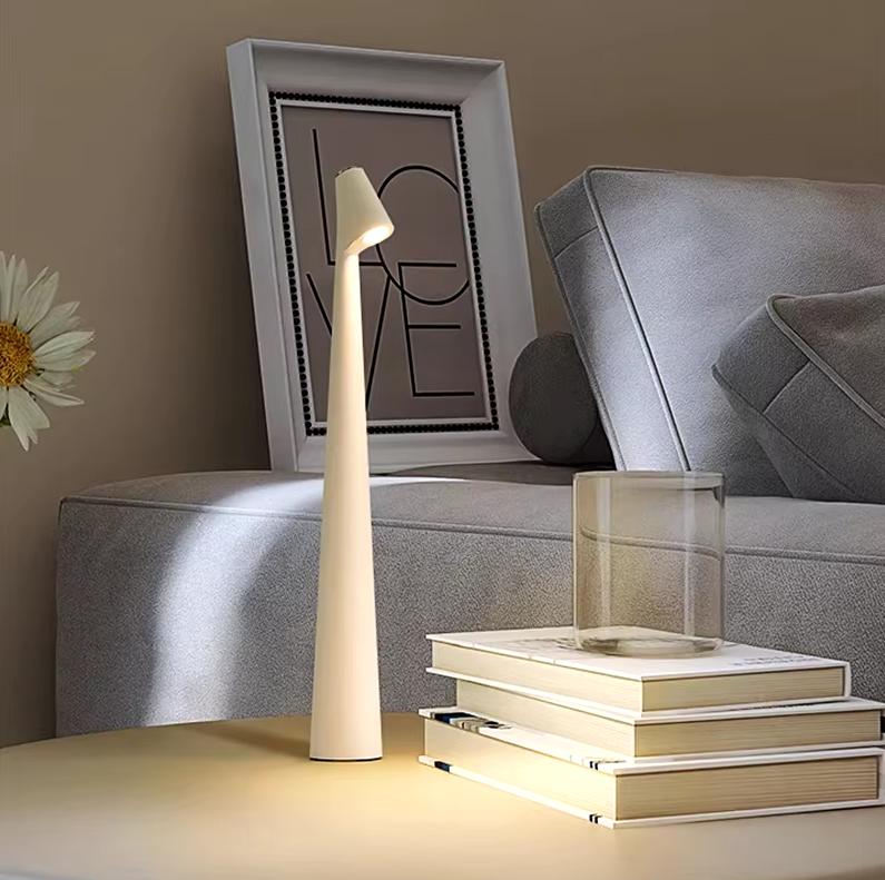 LumiLux Tragbare Touch-LED-Lampe – Wiederaufladbar, Dimmbar und Schlankes Design