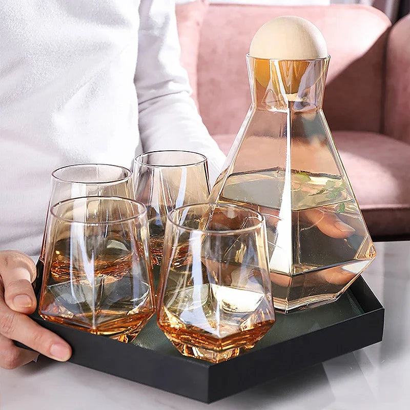 Frendorf | CrystalServe Diamond Design Trinkglas-Set (5-teilig) | Luxuriöses Glasdesign für stilvolle Getränke