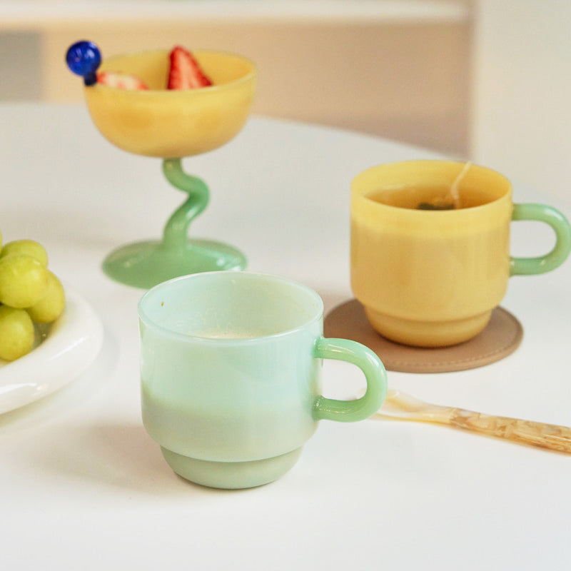 2-colored glass mug