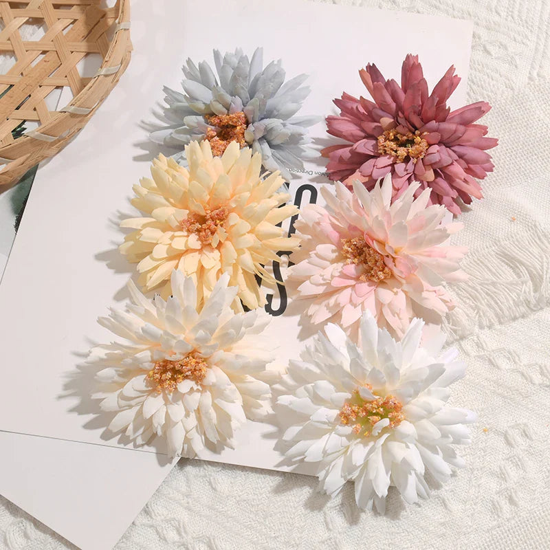 Frendorf | 30 Stück Gerbera Kunstseide Blumen Köpfe – 8CM Hochwertige DIY Blumen für Hochzeit, Dekoration, Kränze und Bastelprojekte