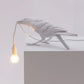 Frendorf | Moderne Lucky Bird Tischlampe – Kreatives Harz Tierdesign für Schlafzimmer und Wohnzimmer