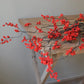 Frendorf | 120CM Chinesischer Stil Zen Blumenarrangement – Künstliche rote Beeren und grüne Obstspieße für Zuhause, Teetisch und Winterdekoration