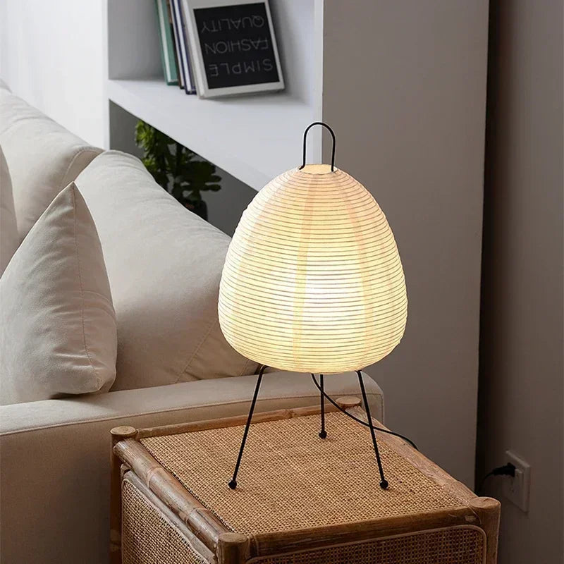Frendorf - Natürliche LED Tischlampe für ein gemütliches Wohnzimmerlicht