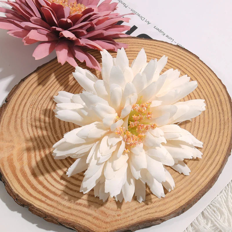 Frendorf | 30 Stück Gerbera Kunstseide Blumen Köpfe – 8CM Hochwertige DIY Blumen für Hochzeit, Dekoration, Kränze und Bastelprojekte