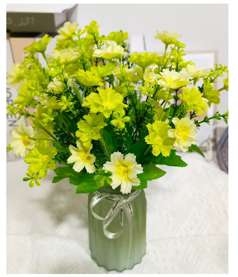 Frendorf | 1 Bund Künstliche Blumen – UV-beständige Sträucher und falsches Grünzeug für Büro, Küche, Hochzeit, Gartendekoration – Kunstseiden-Rosen- und Gänseblümchen-Pflanzen