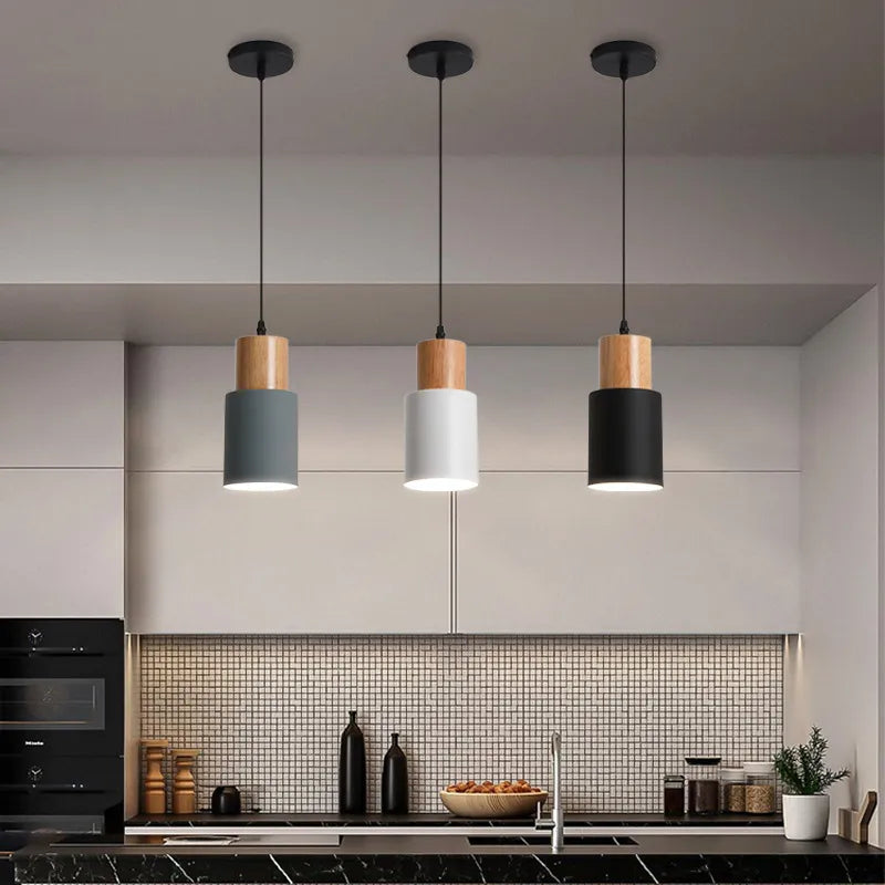 Nordische LED-Pendelleuchten aus Metall und Holz - Moderne Hängelampen für Esszimmer und Küche