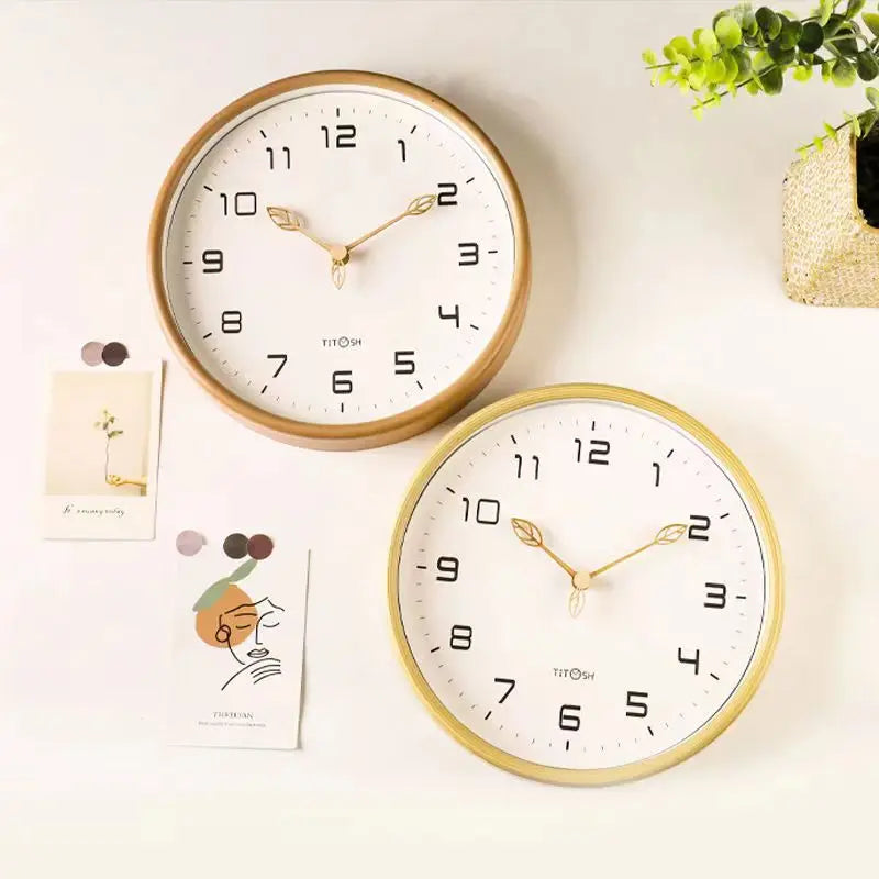 Japanische Wanduhr Design