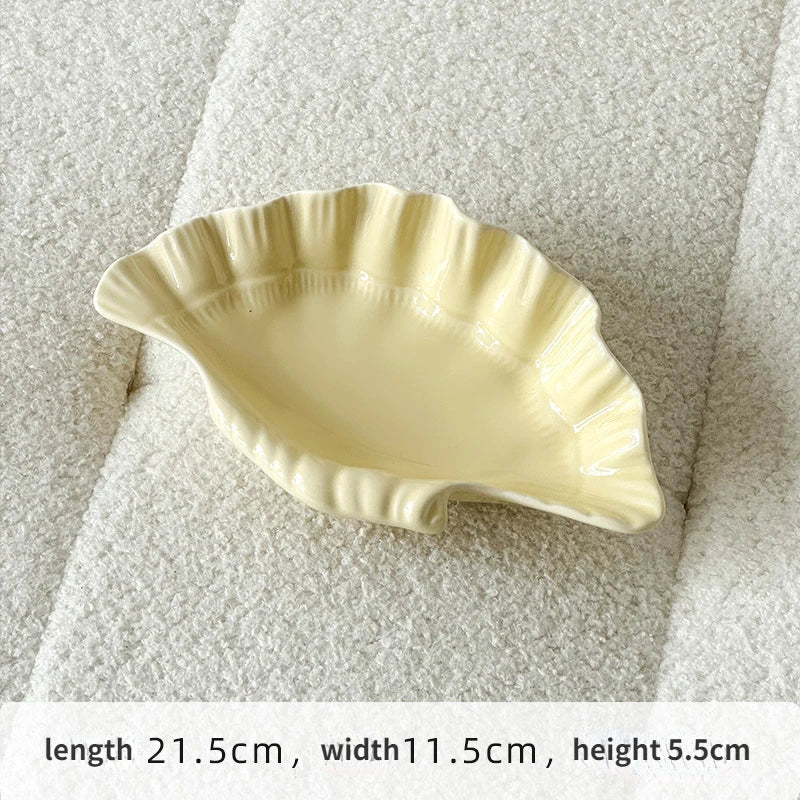 Creme Keramik Muschelteller