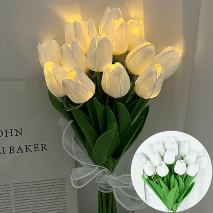LED-Lampe mit künstlichem Tulpenblumenstrauß perfekt für Geschenke oder als Hochzeitsfeier-Hausdekorationen
