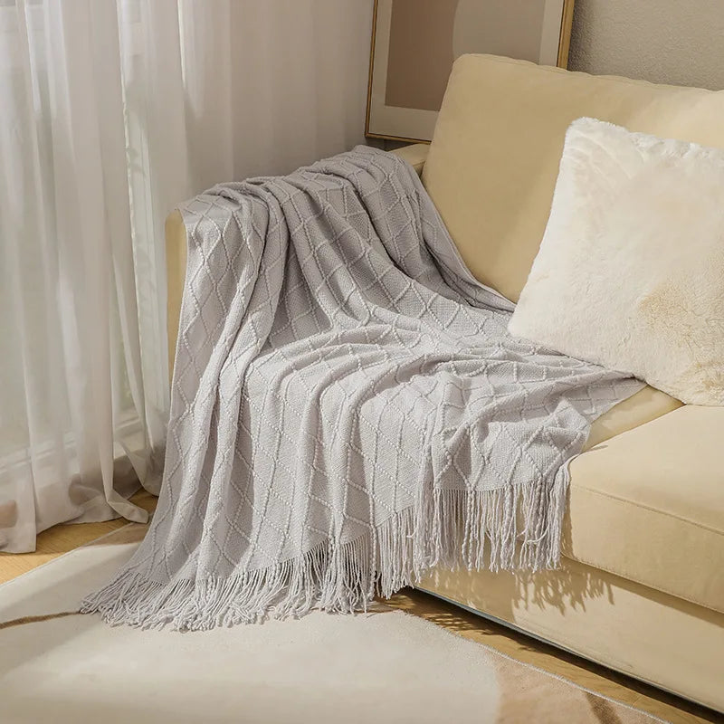Gemütliche lila Diamant Strickdecke