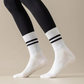 Frendorf | Unisex-Mid-Calf gestreifte Yoga-Socken - rutschfest, schweißabsorbierend, geruchskontrollierend