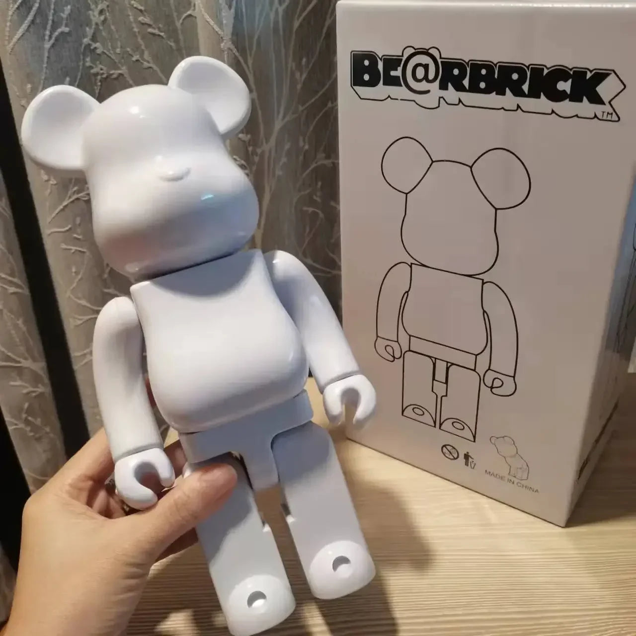 400% 28cm Bearbrick Figuren Mode Bär Statuen Solide Bearbrick Figurine Kollektion Luxus Schreibtisch Wohnzimmer Dekoration Geschenke