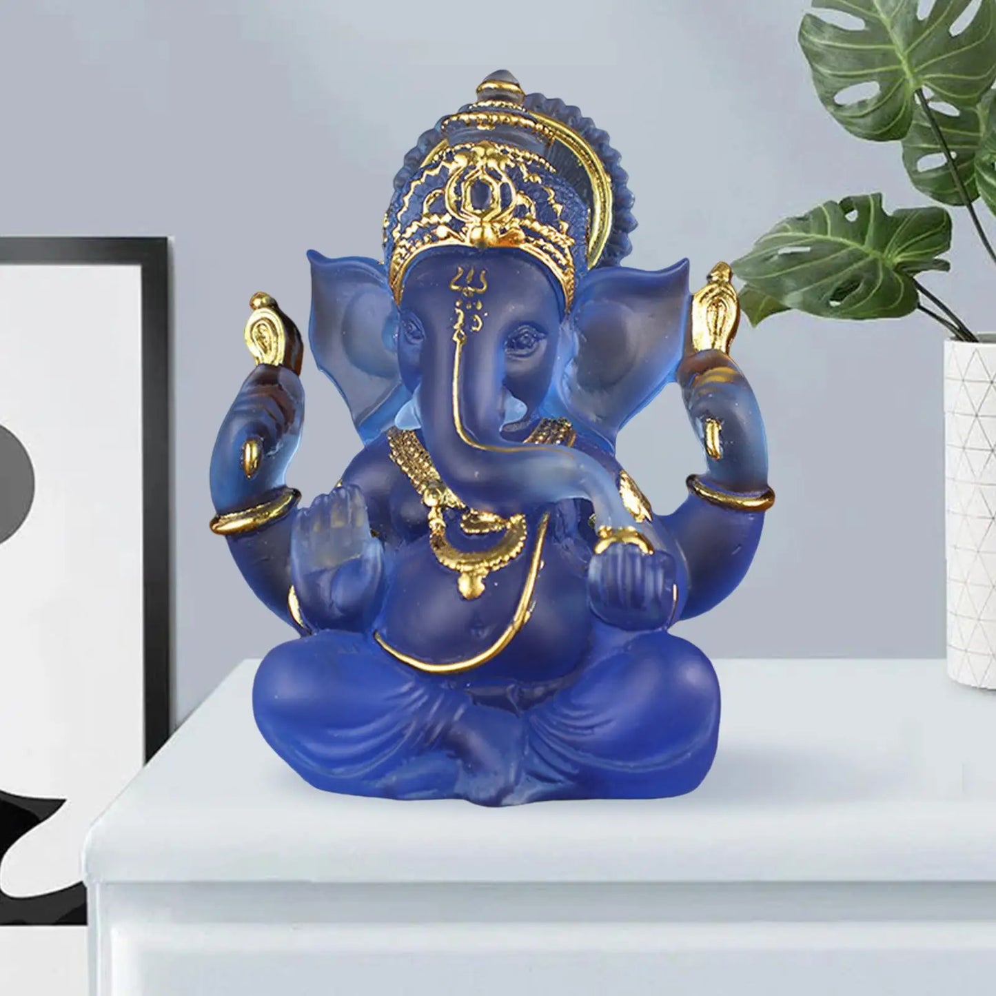 Seltene farbige semi-transparente Ganesh-Statuen für Glück in Ihrem Zuhause