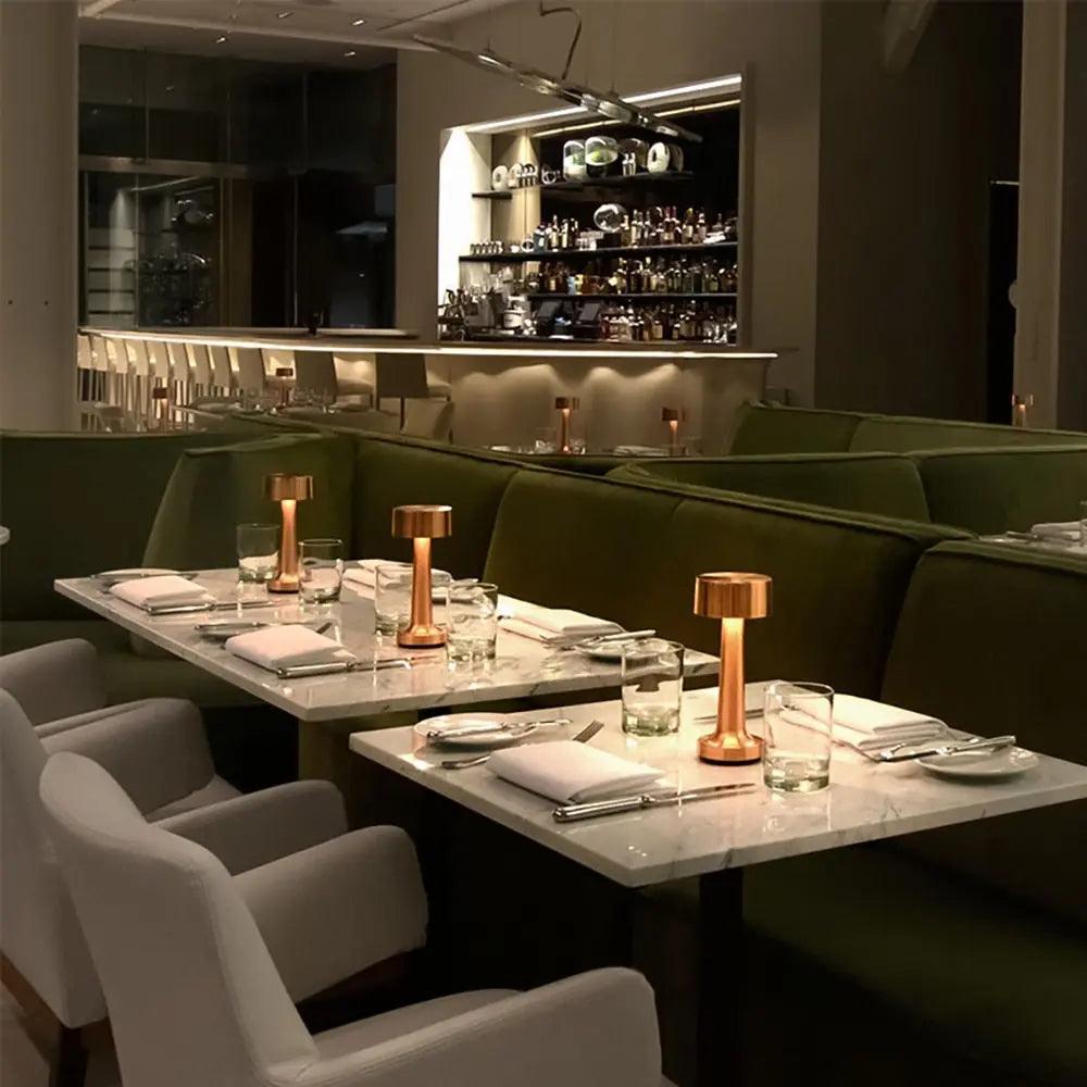Vintora – Raffinierte Retro Bar Tischlampe