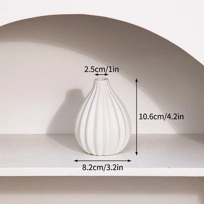 Minimalistische Keramik Blumenvase