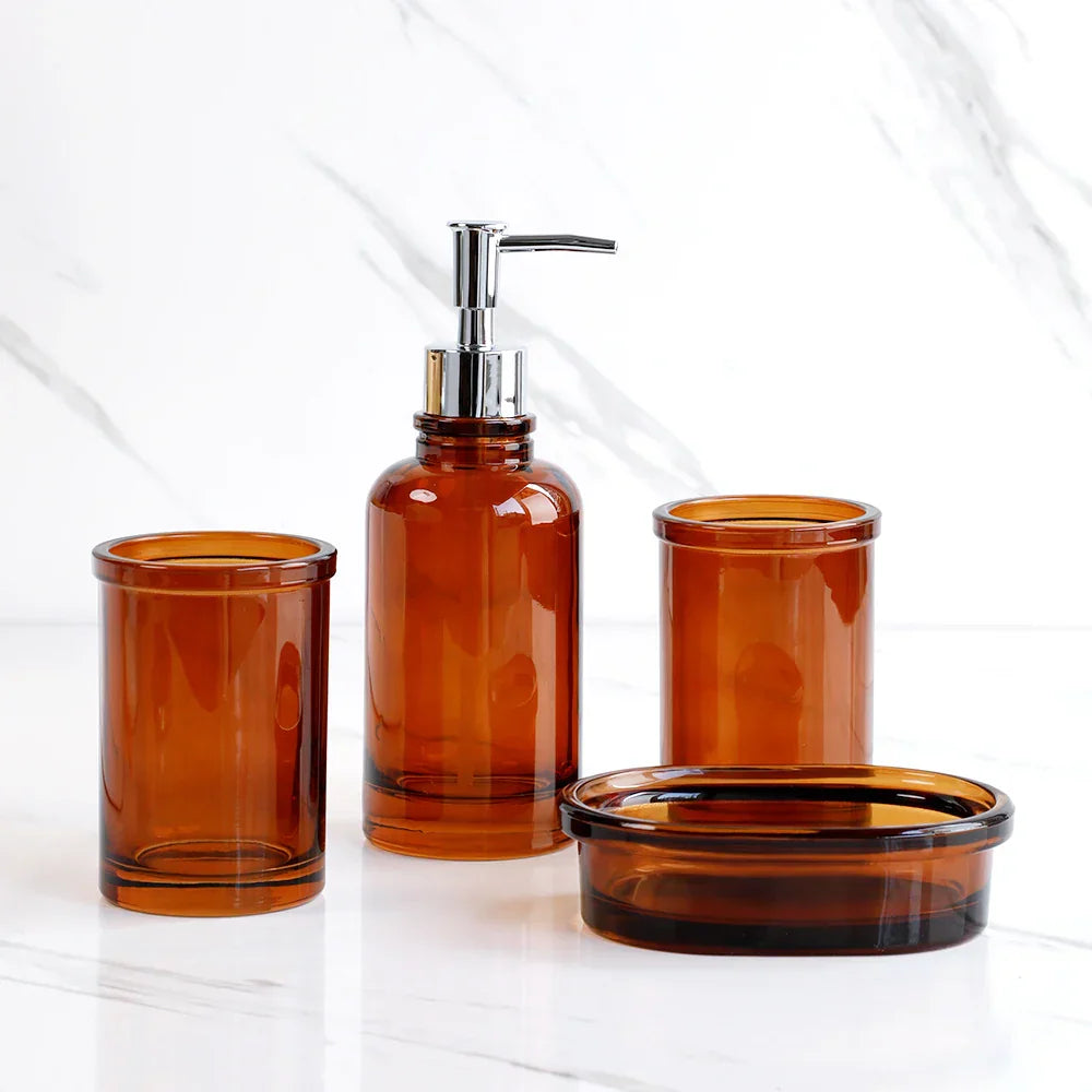 Frendorf | AquaSet Glas Badezimmer-Set | 4-teilig | Elegantes Apotheker-Design | Seifenspender, Zahnbürstenhalter & Zubehör