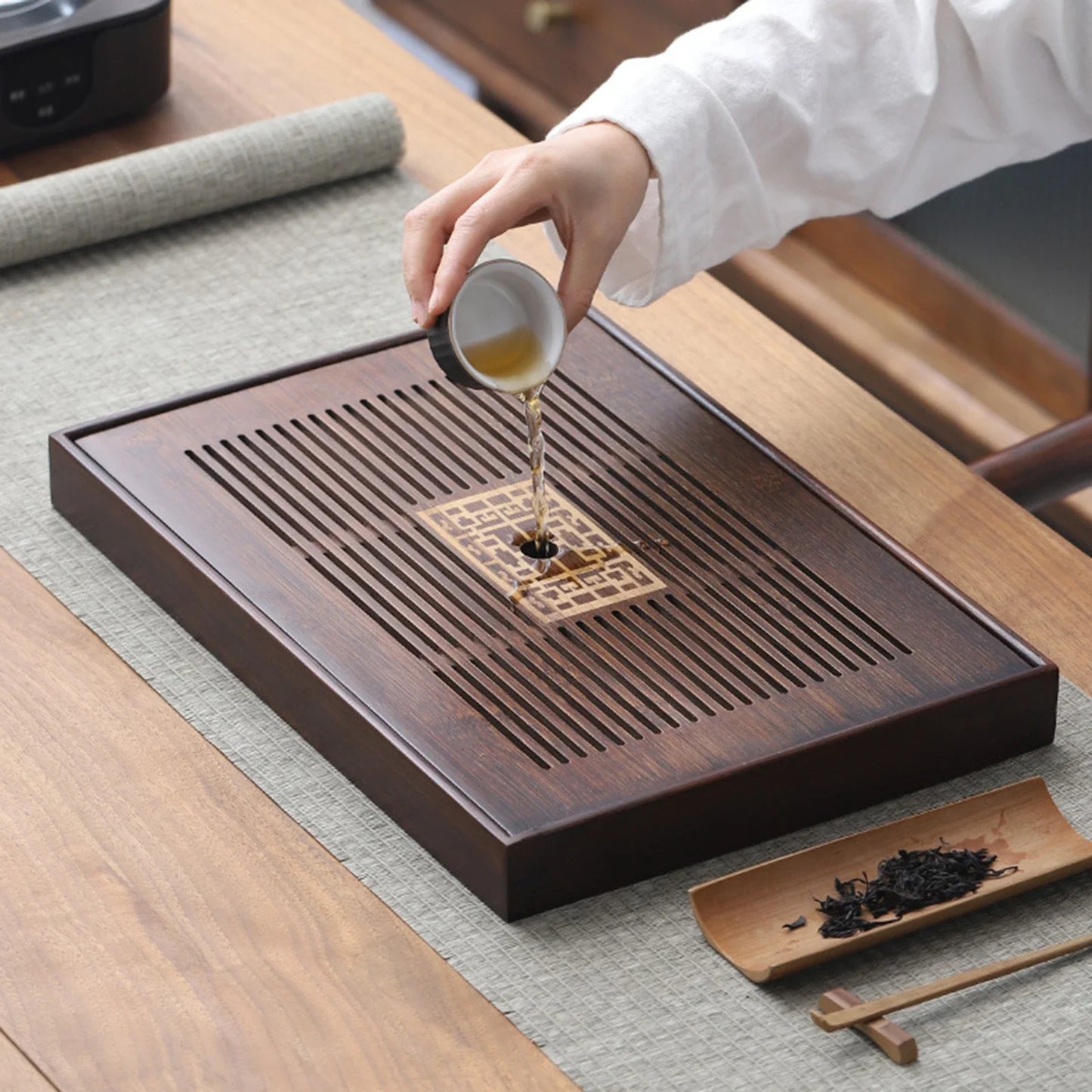 Chinese Tea Tray with Water Storage Box Durable Simple Drainage Type Plate Tea Serving Tray for Teahouse Home Household Office