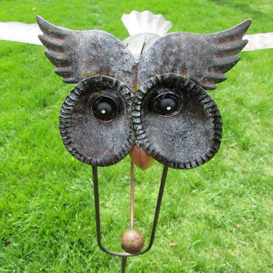 Metallischer Adlerflügel Flatternder Spinner