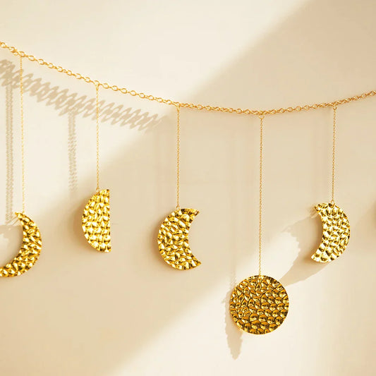 Frendorf | LunarArt Metall Wanddeko Mond | Modernes Wanddesign | Mystische Deko für Zuhause | Zeitloser Blickfang