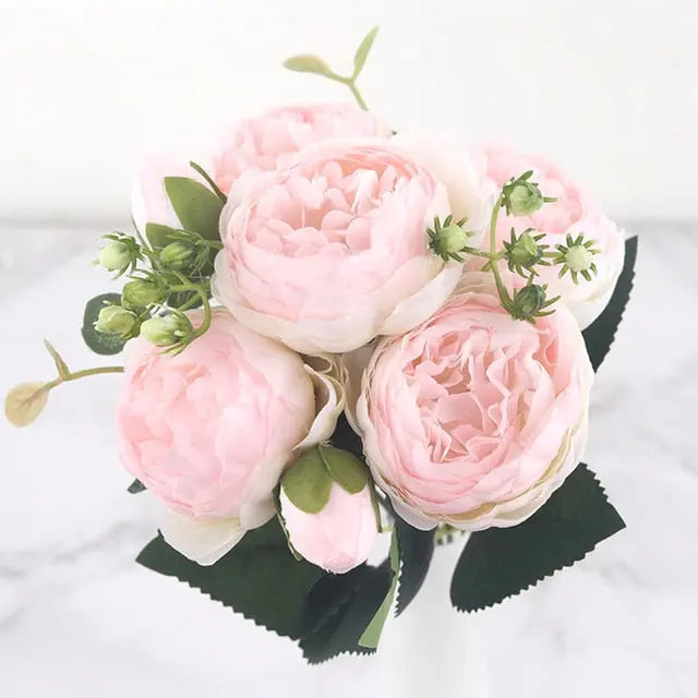Seidige Rose Gypsophila Strauß