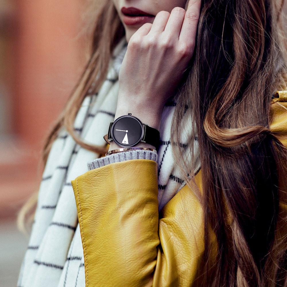 Frendorf | Süße Damen Uhr Kreative Armbanduhr Damen Uhr Drehen Gelbes Lederband Armbanduhren Uhr Montres Femme Reloj Mujer