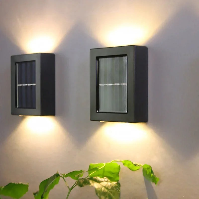 Frendorf | SolarGlow™ LED Solar Wandlampen – Kabellos, Wetterfest & Stimmungsvolles Licht für Außenbereiche