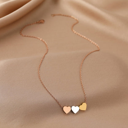 Frendorf | Triple Heart Necklace in Gold
