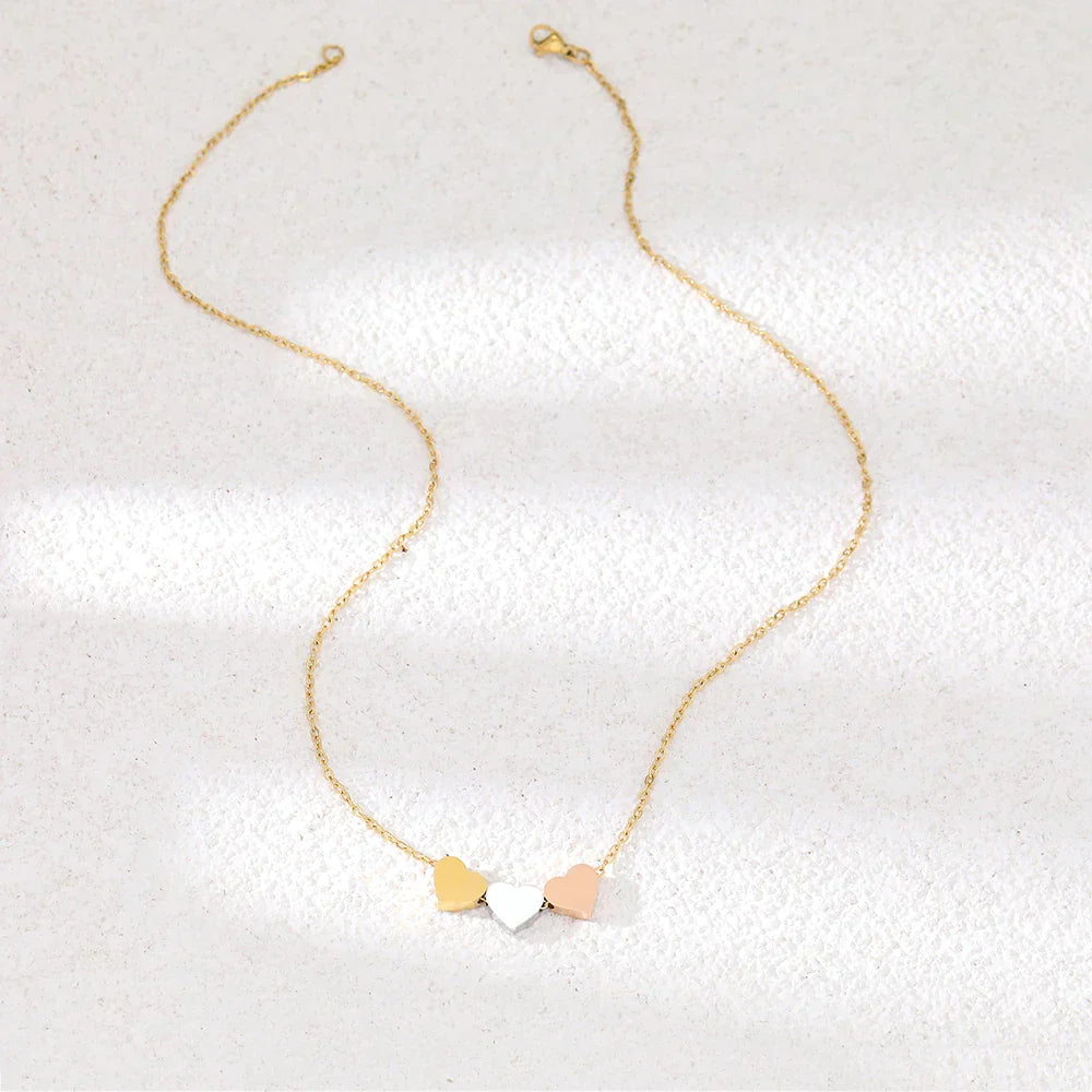 Frendorf | Triple Heart Necklace in Gold