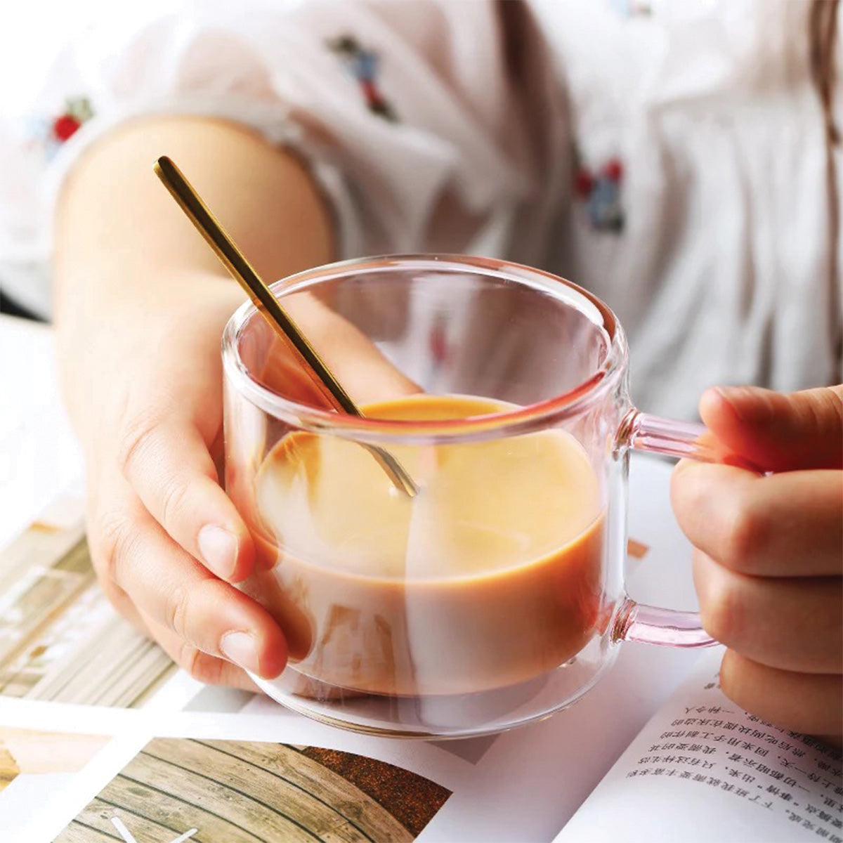 DoublyMug | Getönte Glastasse für Heisgetränke