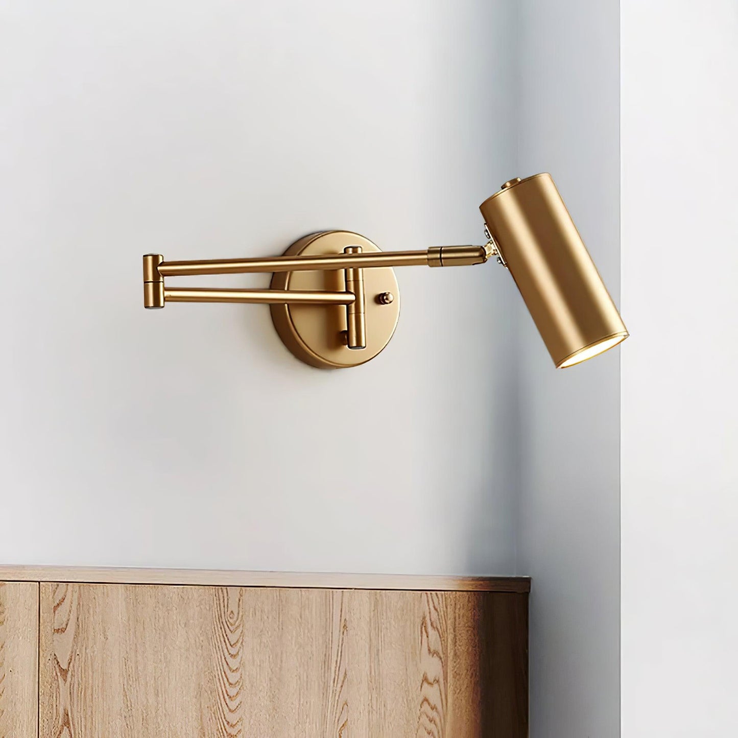 Frendorf | Elegante Eisen Wandlampe zur Beleuchtung und Dekoration Ihres Interieurs