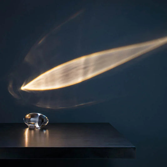 Kristall-LED-Tischlampe "Auge des Himmels" – Italienische Designer-Nachttischprojektorlampe für Wohn- und Schlafzimmerdekoration