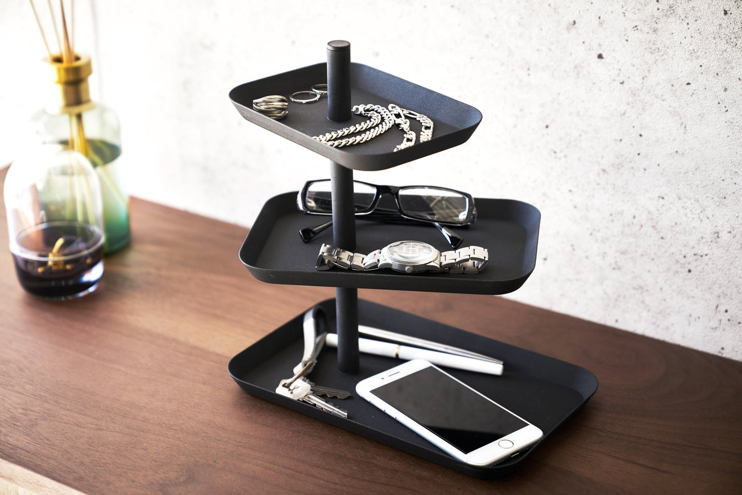 Dreistufiges Accessoire-Tablett - Stahl