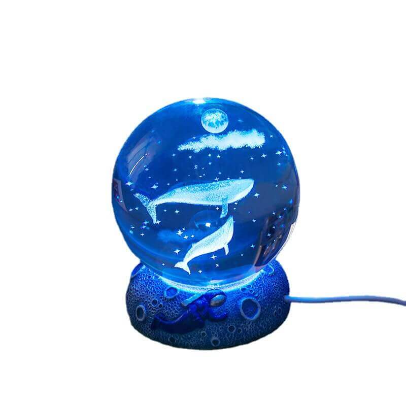 Frendorf | AquaGlobe Kristallkugel Nachtlicht | Unterwasserwelt LED Lampe | Stimmungslicht & Deko für Zuhause