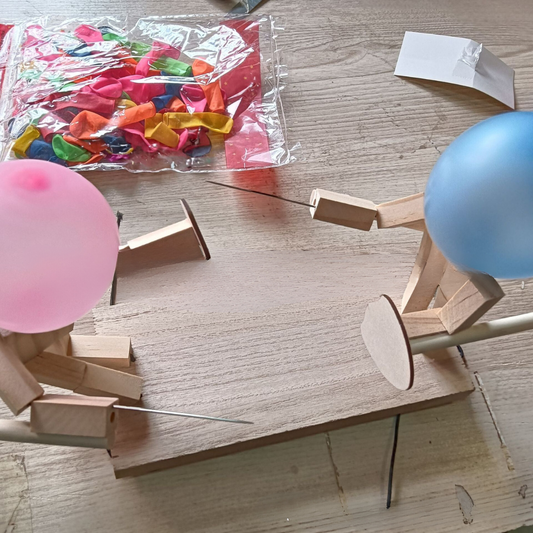 Frendorf | Ballon-Fechtspaß