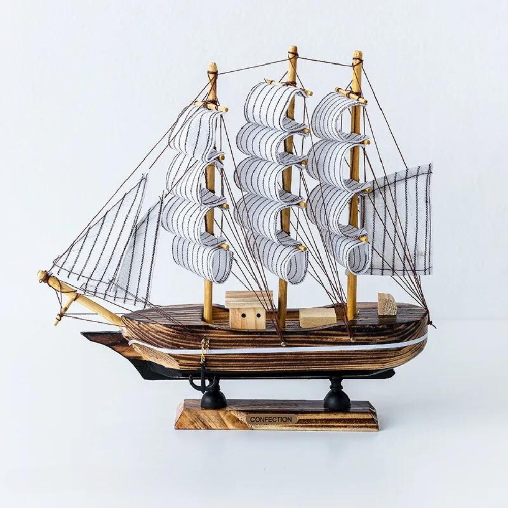 Royaleva Nordic Holz Segelboot Skulptur - LED beleuchtetes Dekorstück, batteriebetrieben