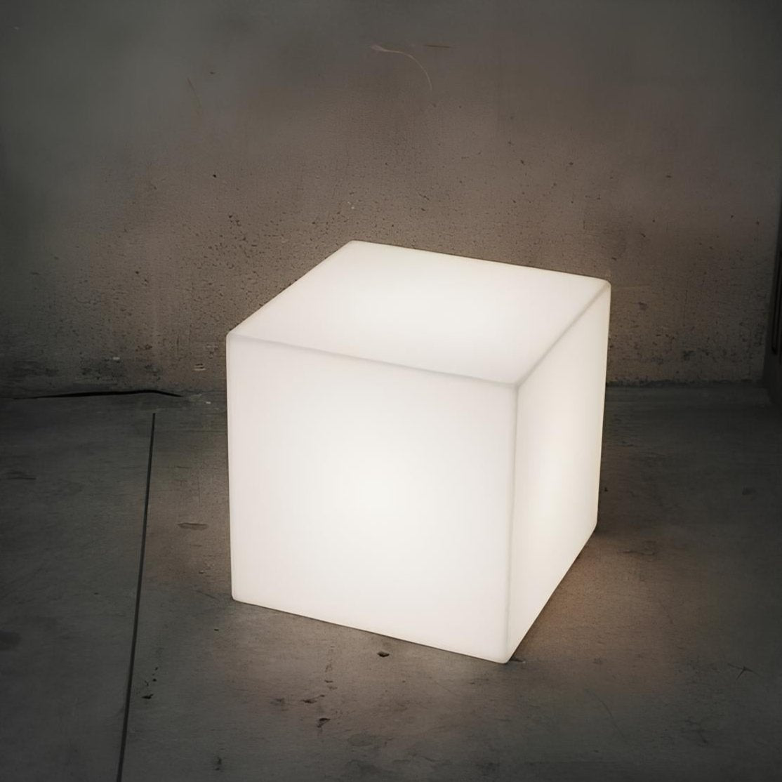 Frendorf | CubeLume Kubische Gartenleuchte | LED Außenbeleuchtung | Solarbetrieben | Stilvolles Design