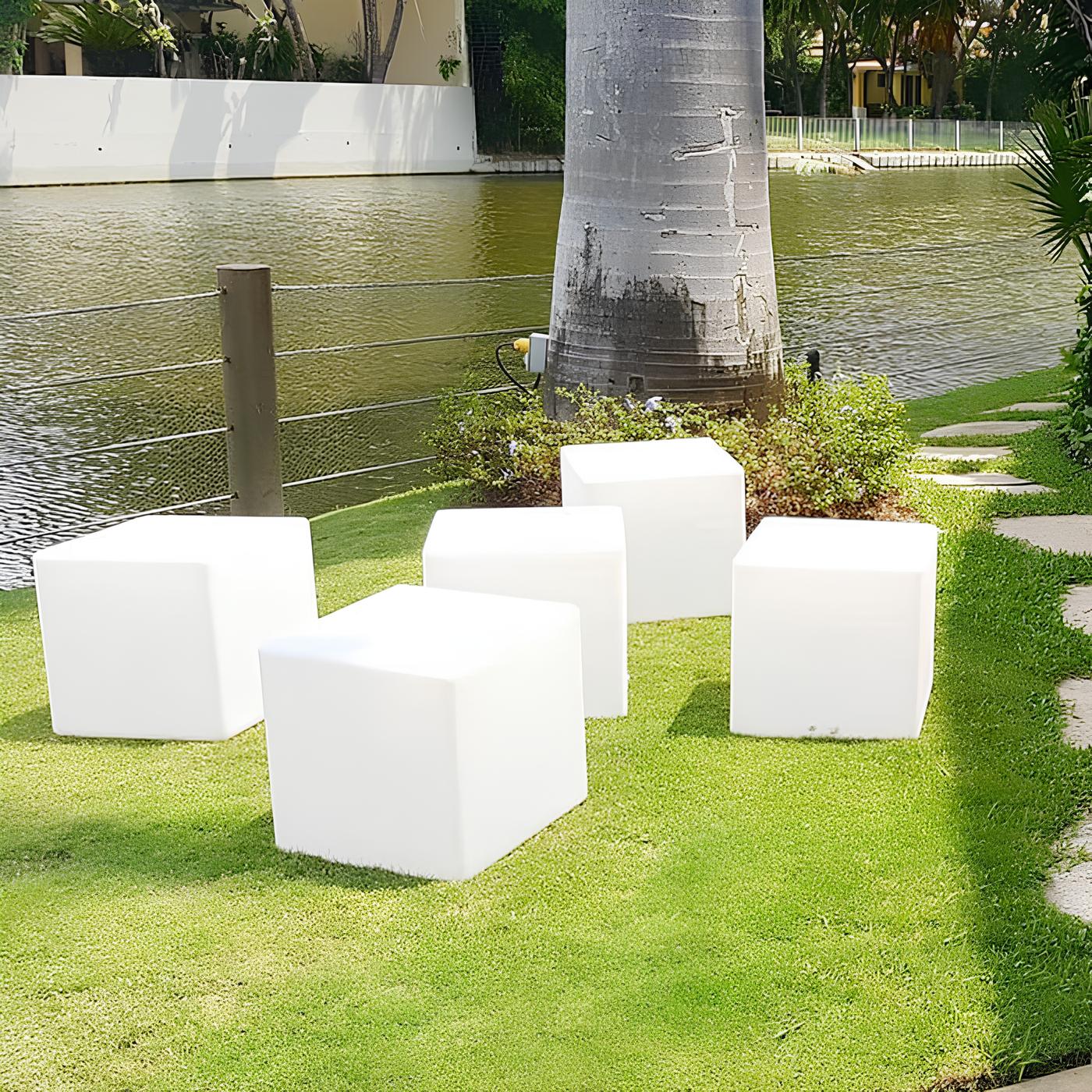 Frendorf | CubeLume Kubische Gartenleuchte | LED Außenbeleuchtung | Solarbetrieben | Stilvolles Design