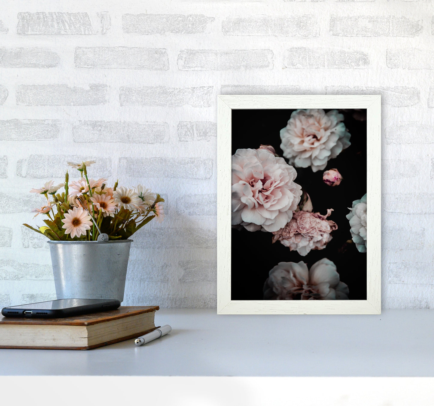 Crisp Pink Fotodruck