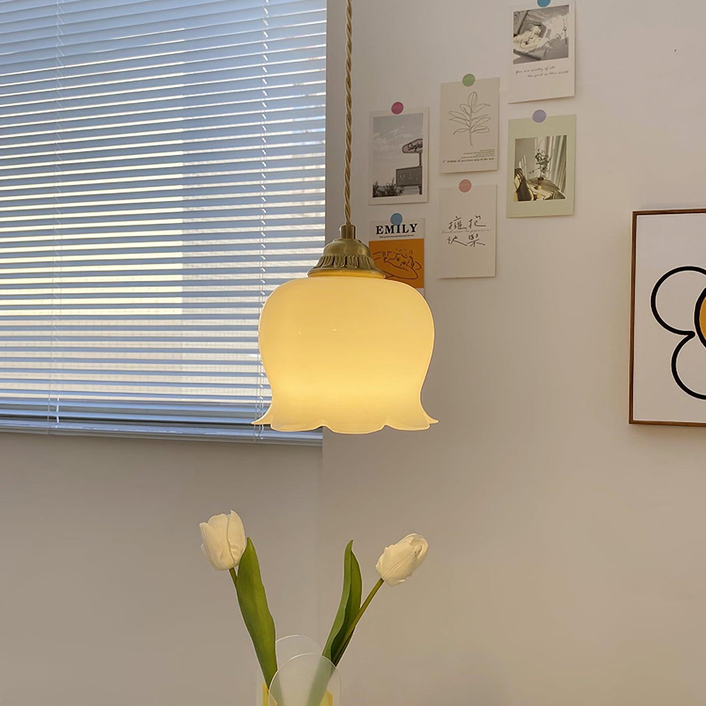 Frendorf | Bloomelia Talblume Pendelleuchte | Blütenförmiges Design | Elegante Beleuchtung für Zuhause