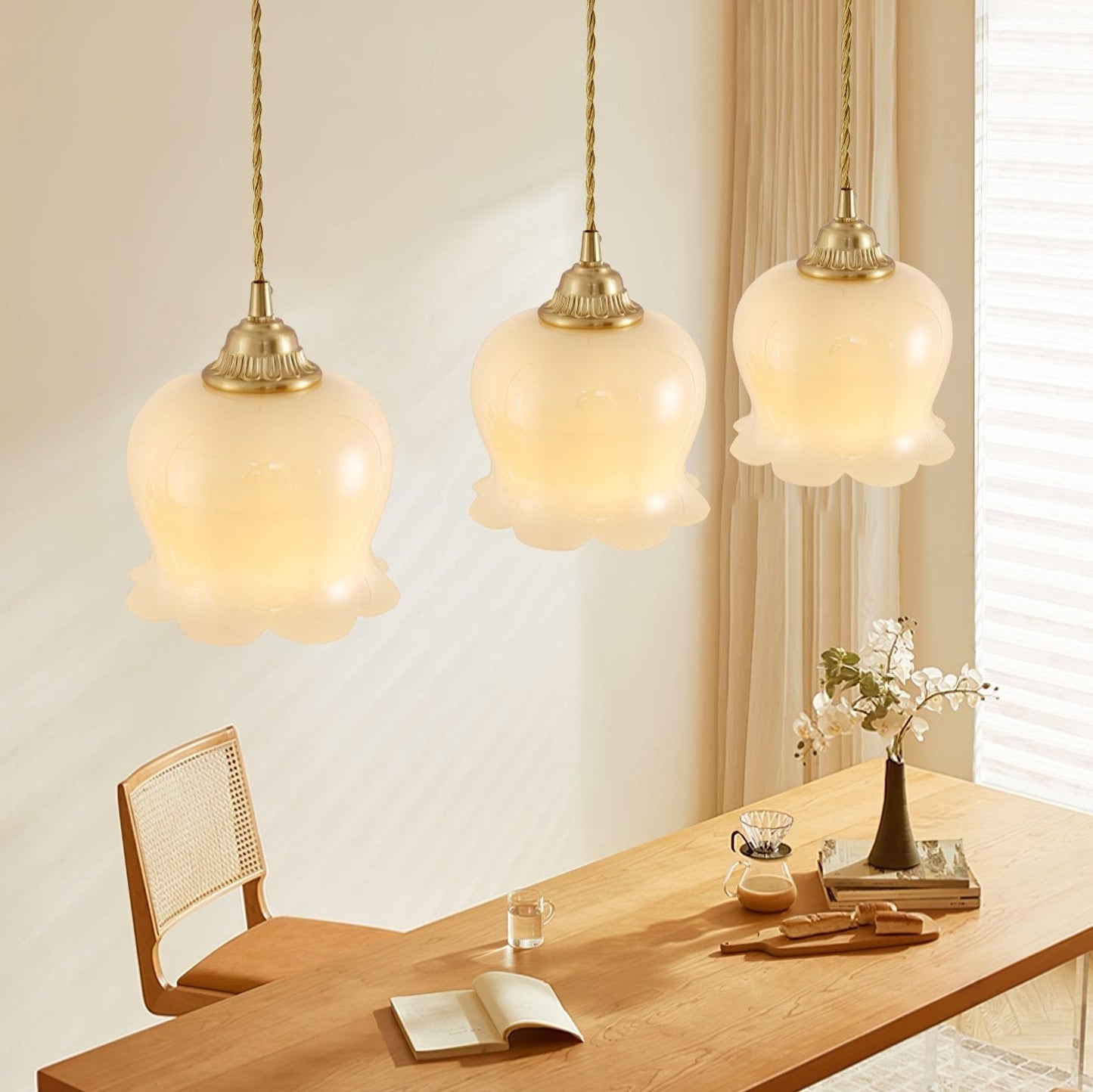 Frendorf | Bloomelia Talblume Pendelleuchte | Blütenförmiges Design | Elegante Beleuchtung für Zuhause