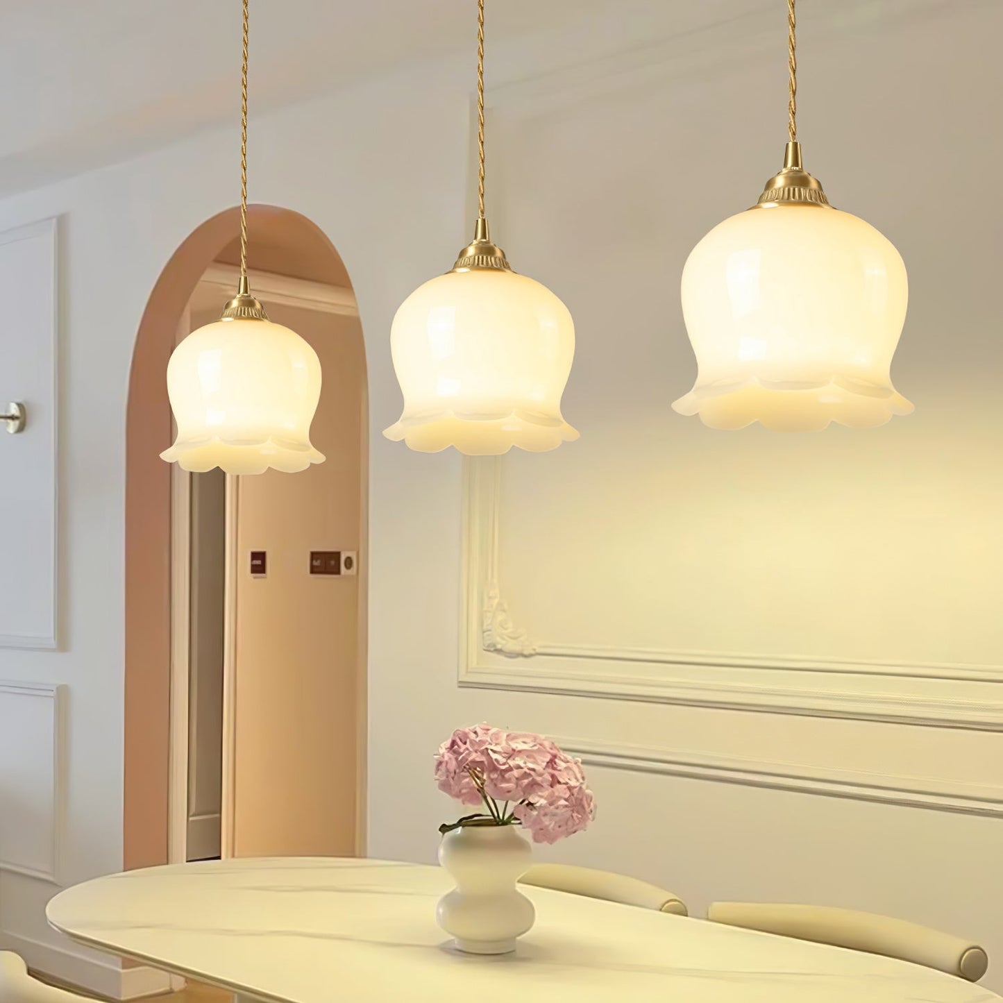 Frendorf | Bloomelia Talblume Pendelleuchte | Blütenförmiges Design | Elegante Beleuchtung für Zuhause