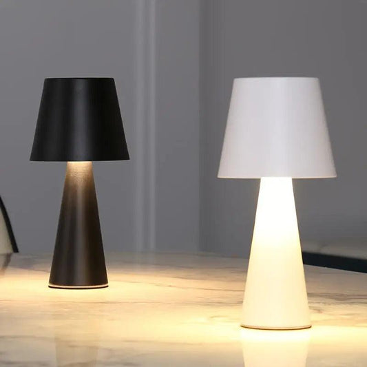Tischlampe - Beleuchtung - schwarz - Fügen Sie raffinierten Stil hinzu und hinterlassen Sie einen bleibenden Eindruck