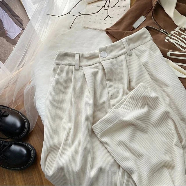Frendorf | CINDY | Vintage Corduroy Damenhose mit Hoher Taille | Stylische Hose für einen Warmen Herbst