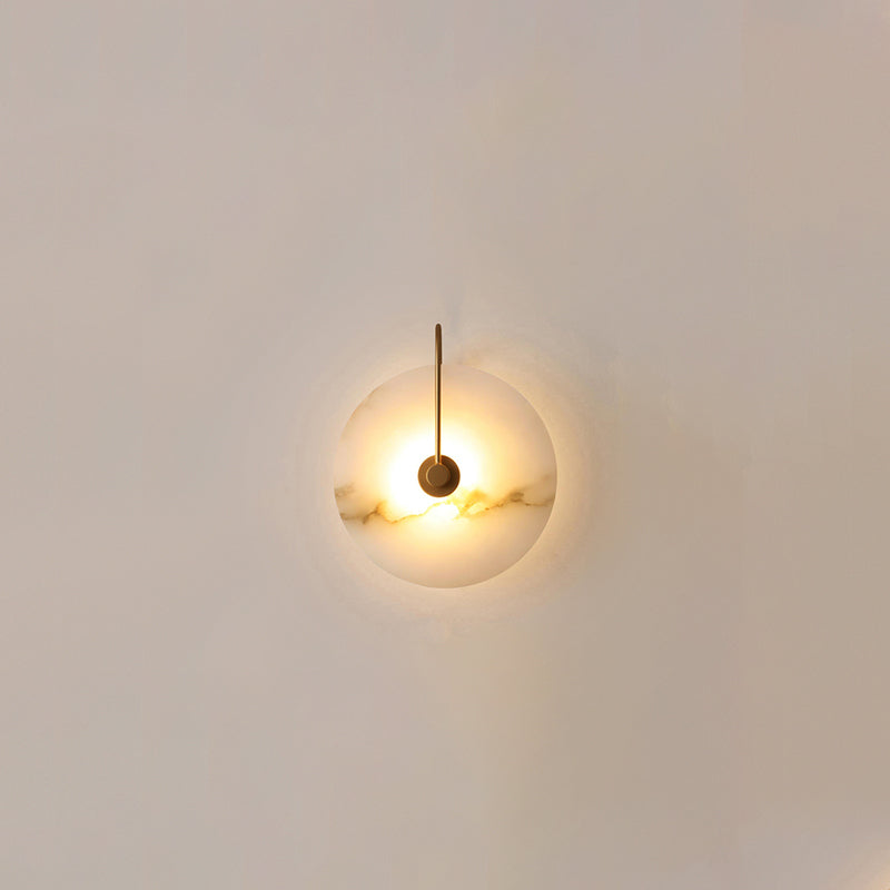 Weiße Alabaster-Wandlampe