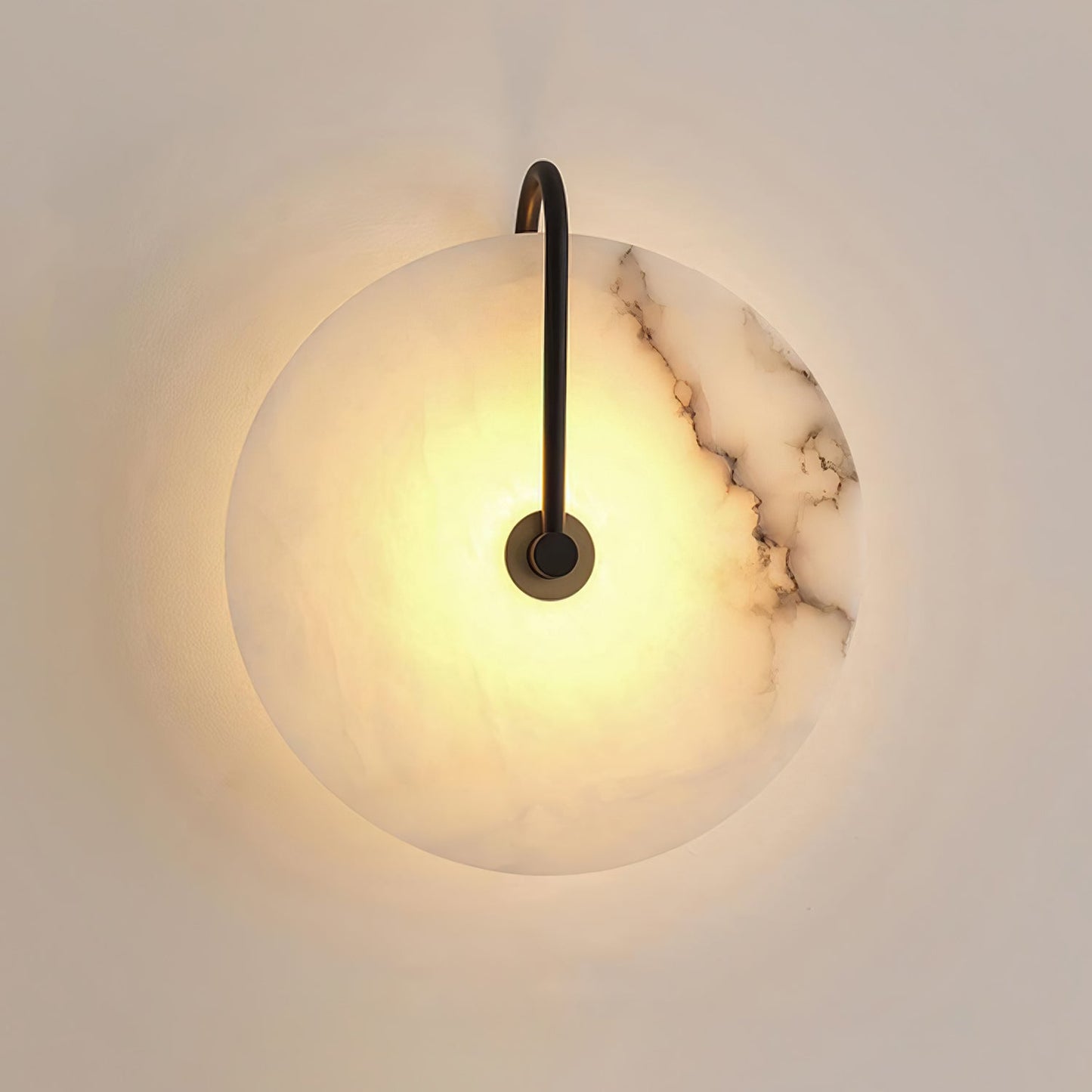 Weiße Alabaster-Wandlampe